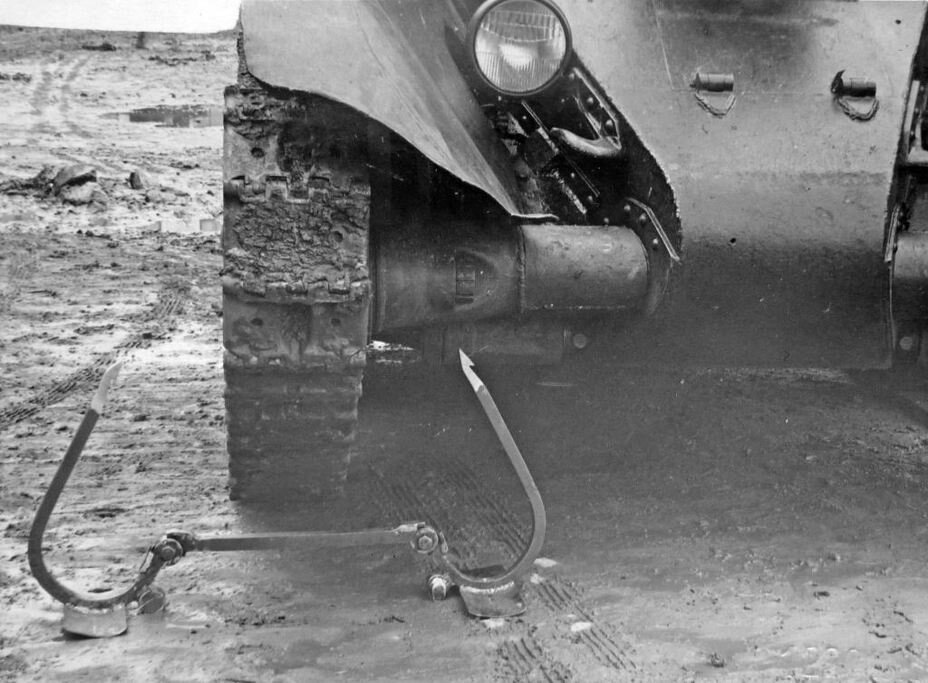 Двухшарнирный капкан и БТ-7