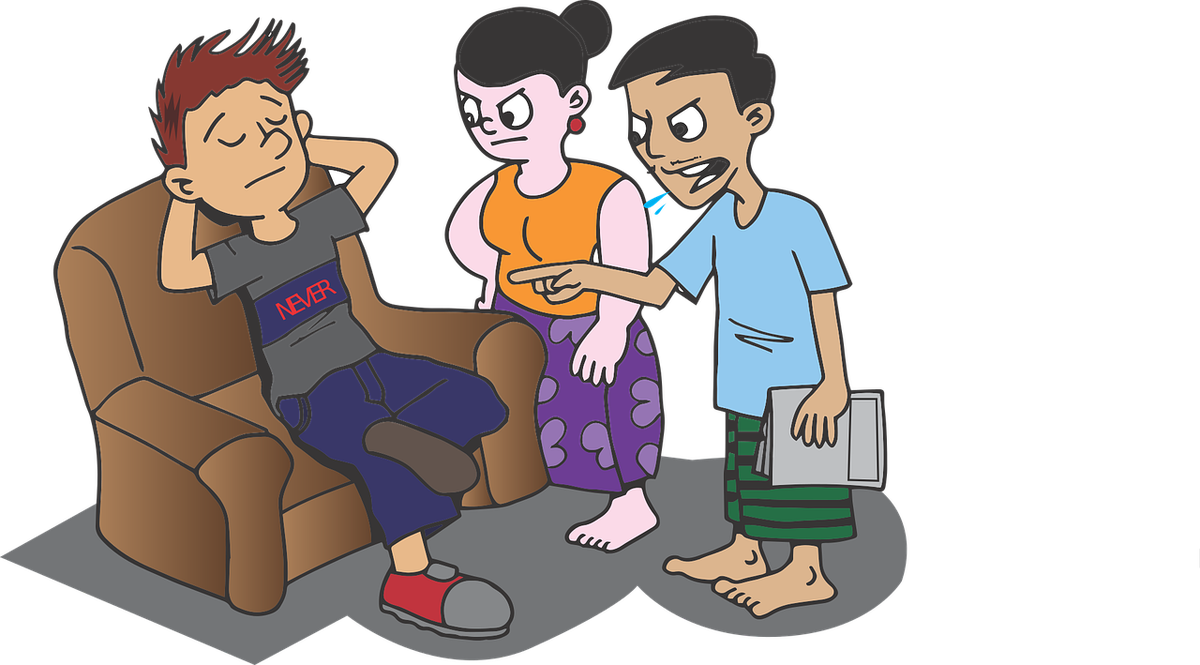 Родители ругают сына