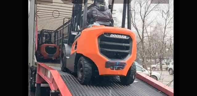 дизельные погрузчики Doosan NX
