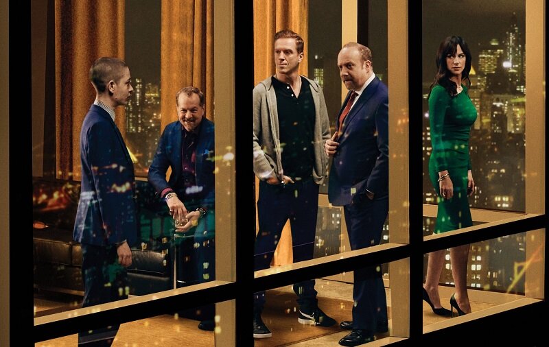 Дэмиэн Льюис и Пол Джаманти - в центре