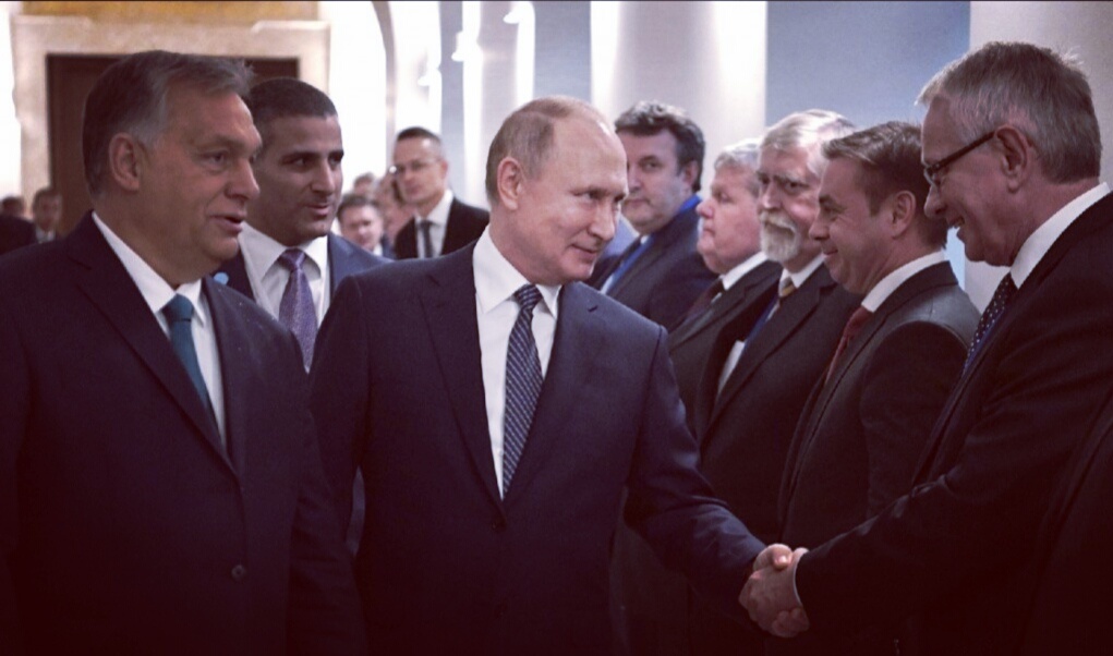 В. Путин с другими политиками