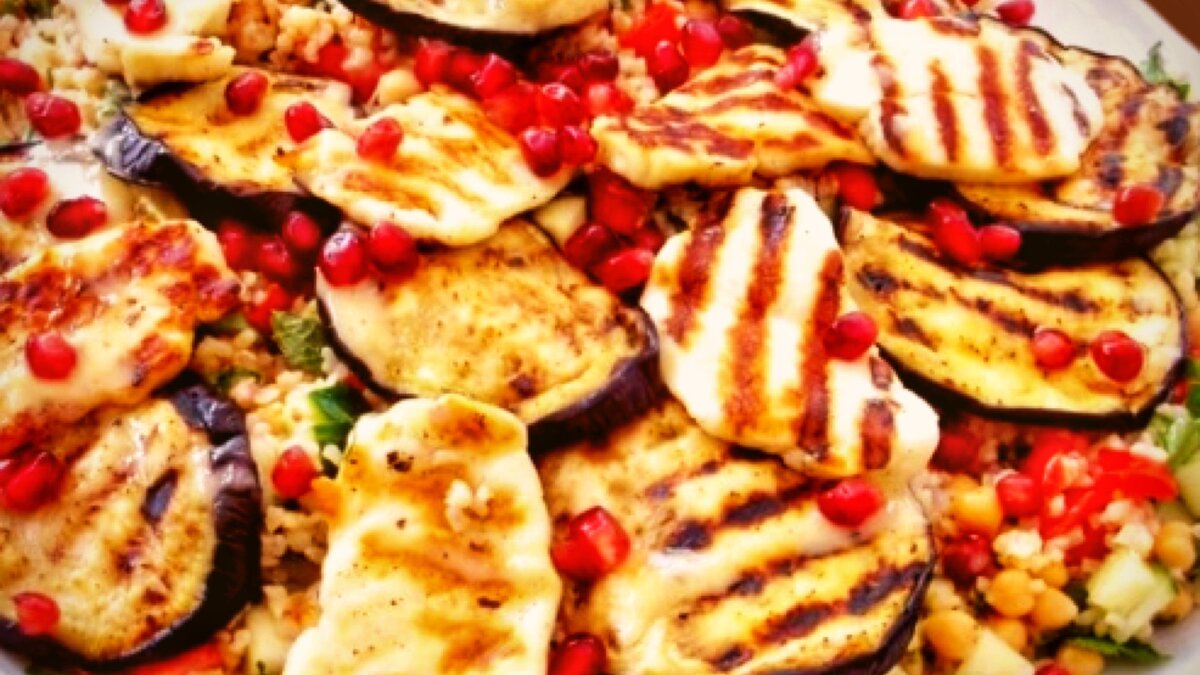 Запечённые баклажаны с сыром