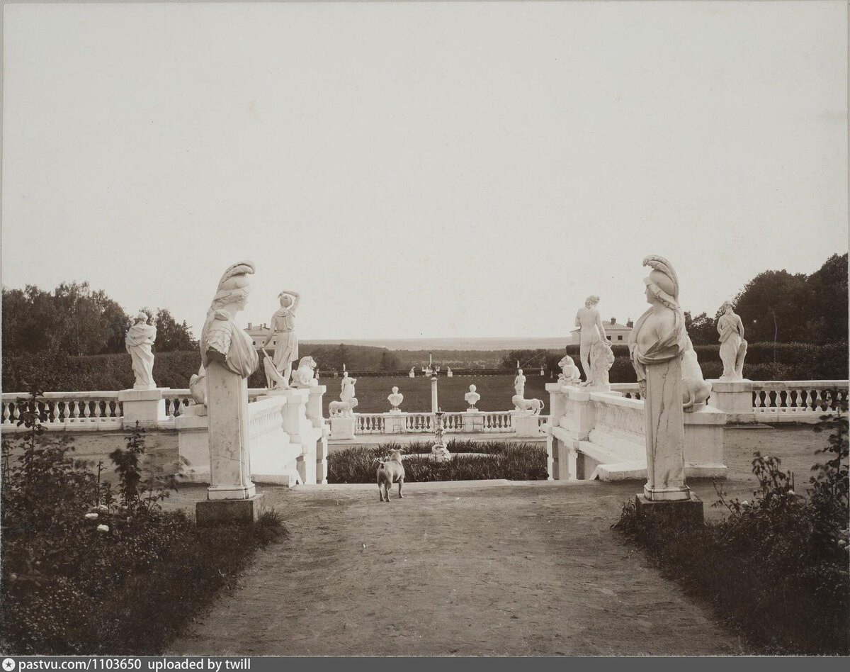 1904 г., вид с террасы в Архангельском. И.Н. Александров. Pastvu.com