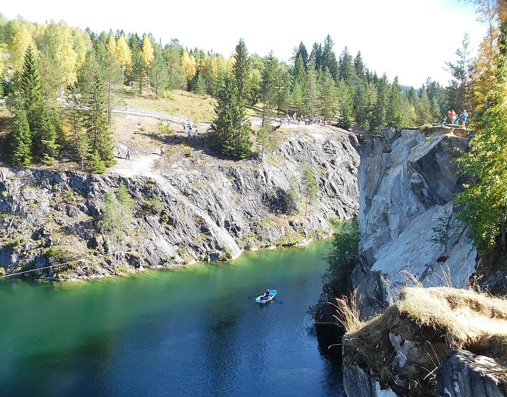 База рускеала карелия фото