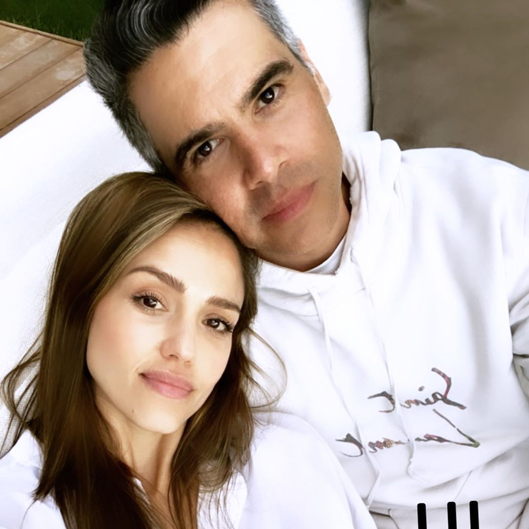 instagram.com/jessicaalba