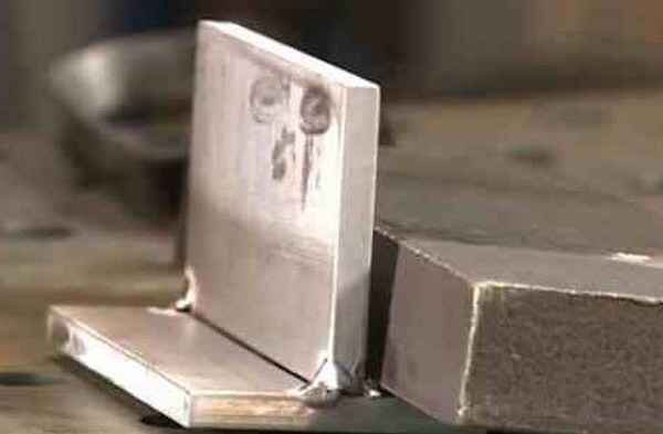 Какими электродами можно варить алюминий, дюралюминий и сплавы | Сварка ...