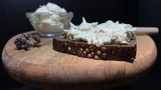 Селедочное масло. Вкуснейшая намазка на хлеб. Блюдо на праздник и на каждый день.