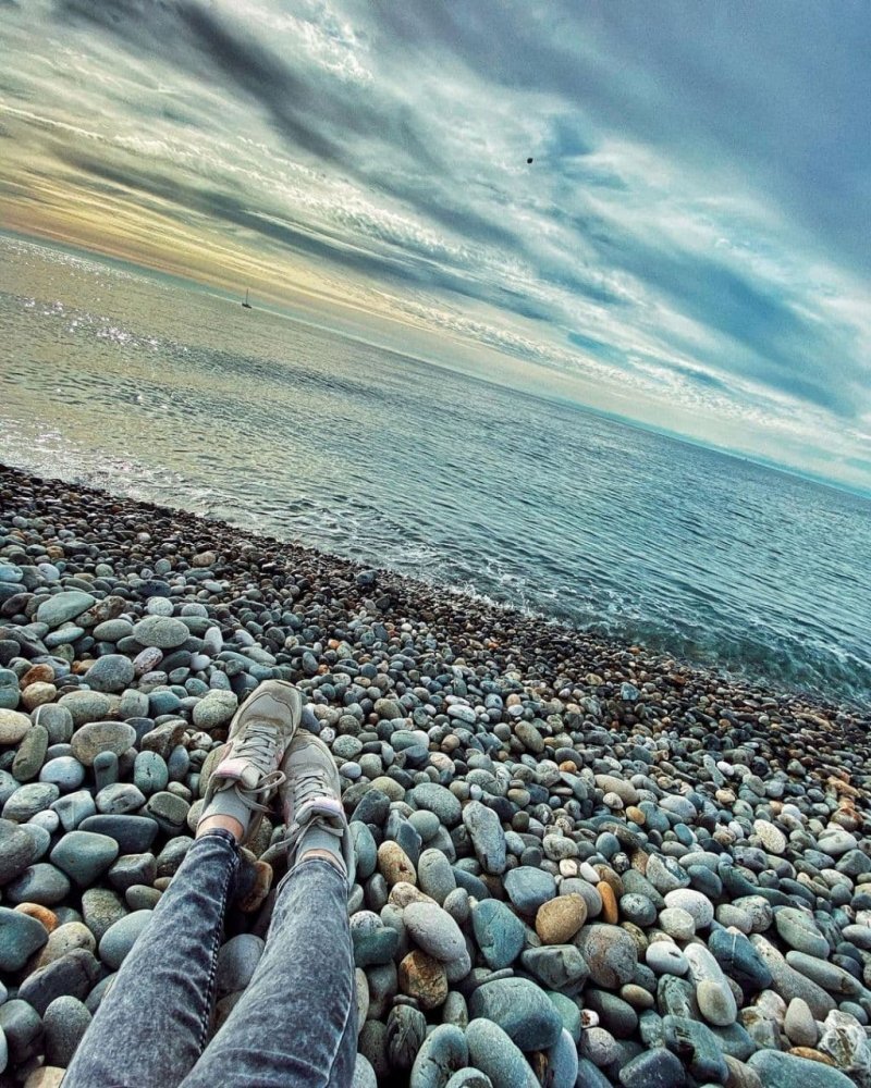 февраль на море. черное море сочи ноябрь 2022 год. черное море сочи. море в сочи в феврале. море сочи завтра.