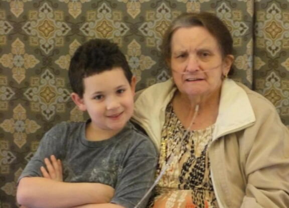 Майки с бабушкой
