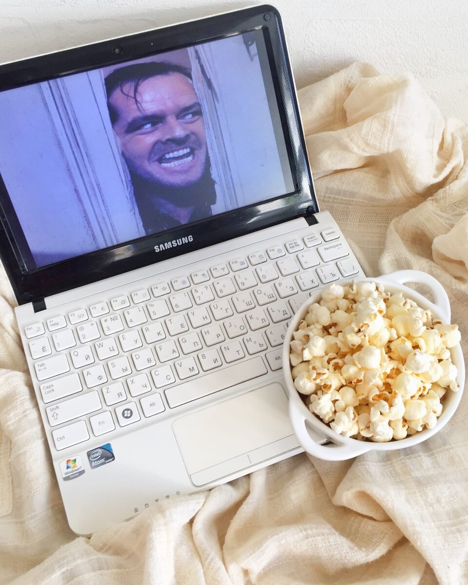 "А вот и новый поооост!" 