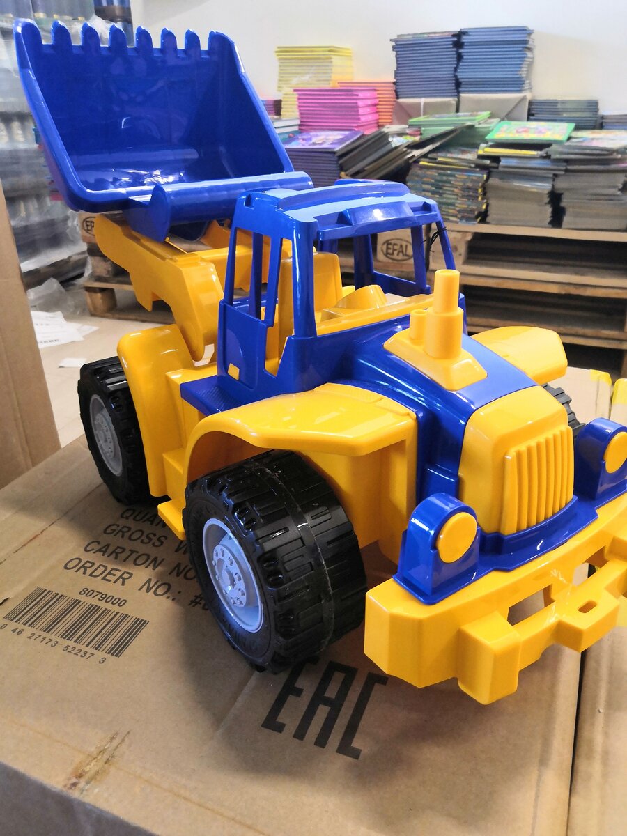 Трактор грейдер. Фото автора.