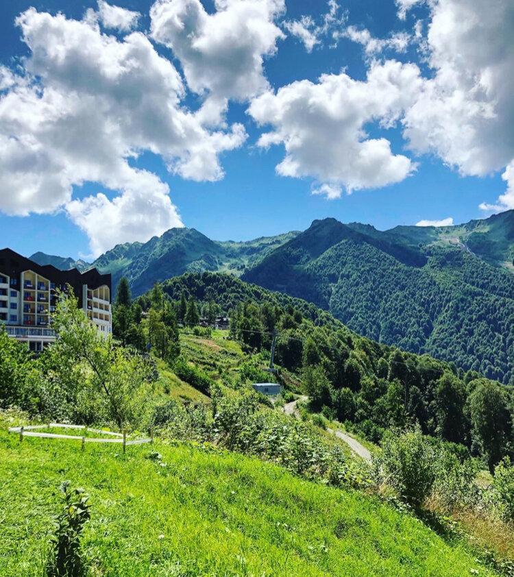 Фото источник интернет-красоты Красной Поляны