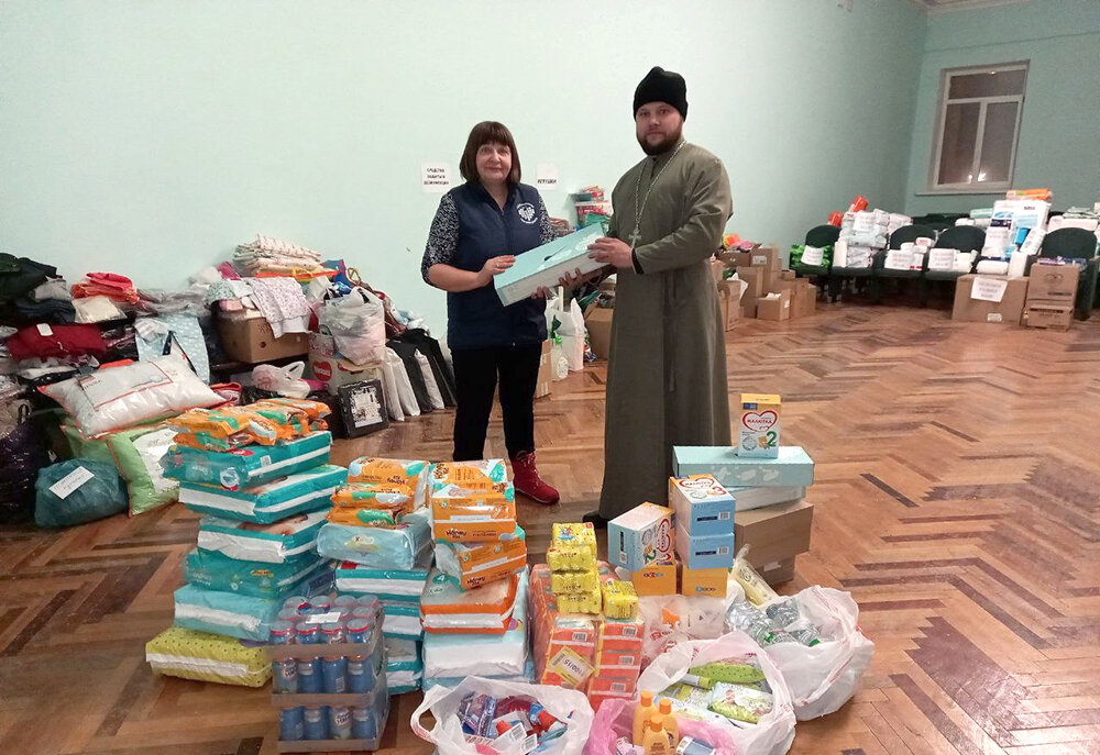 Липецкая епархия помогает беженцам