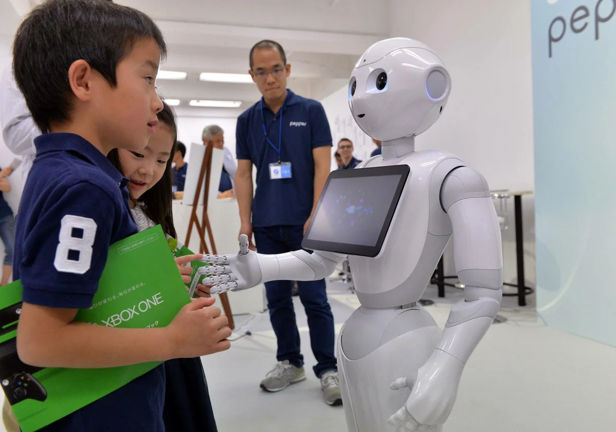Новый технология япония. Робот дворецкий Пеппер. Робототехника Японии. Современные роботы. Интеллектуальные роботы.