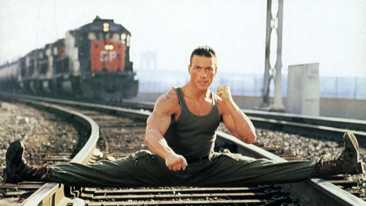 В 1997 году получил титул «самые сексуальные ноги в Голливуде»