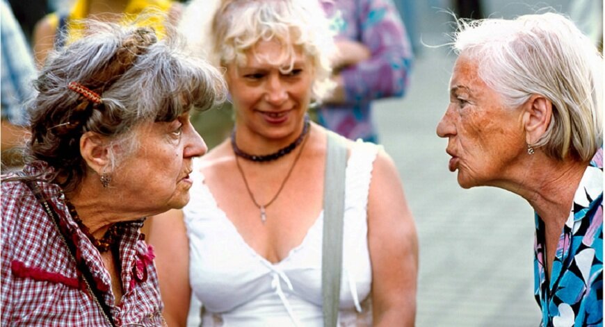 Источник фото: https://domotkn.ru/magiya/433-kak-zashchitit-sebya-ot-negativa-okruzhayushchikh-lyudej.html