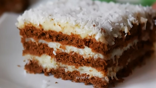Торт без выпечки с кокосом