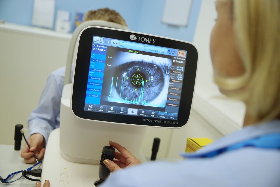     Набор до мужчины дошел не полностью, а с утерянным одним искусственным глазом. Алексей БУЛАТОВ