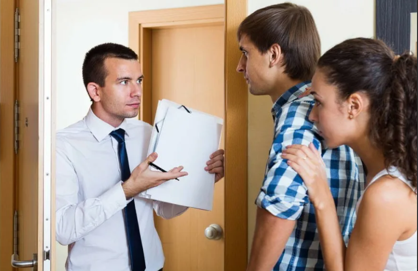 Арестуют ли ипотечную. Арестуют ли ипотечную. Судебные приставы мариинский посад заявление. Выселение из квартиры. Кто может наложить арест на имущество.