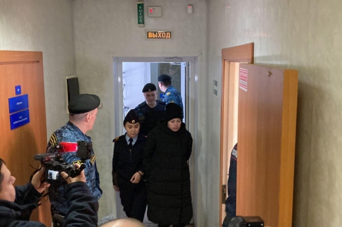    Обвиняемая по делу о взрыве газа в Новосибирске Урбах оказалась должницей