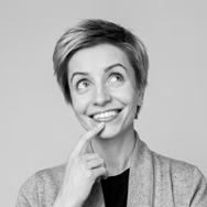 НИНА ЗЕЛЕНКО 
руководитель отдела performance marketing в агентстве Molinos,
преподаватель в школе интернет-технологий Epic Skills
