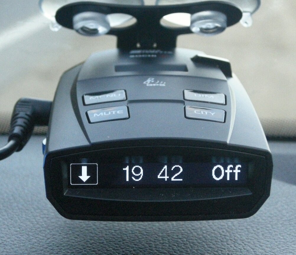 Радар-детекторы развиваются вслед за комплексами контроля ПДД и до сих пор остаются актуальными.