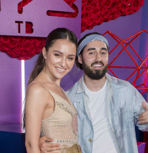 Рэпер Мот с женой Марией