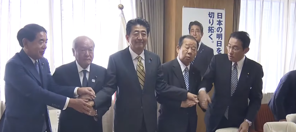 В Японии новое правительство, но старое желание забрать Курилы