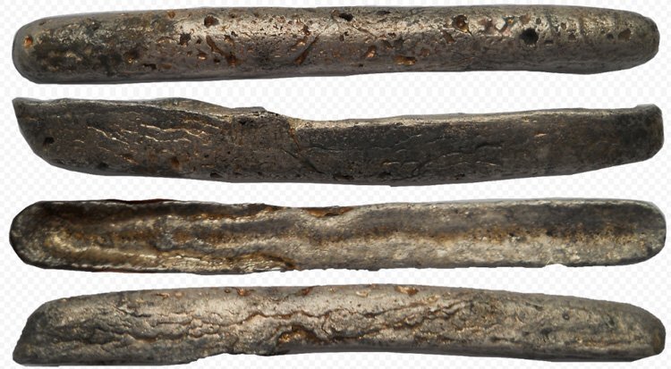 Новгородская гривна (изображение взято с https://www.monetnik.ru)