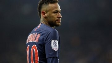 Фото: psg.frКак утверждает El Desmarque, «аристократы» якобы сделают по бразильскому нападающему предложение, которое намного будет превосходить варианты других клубов, заинтересованных в подписании игрока.
