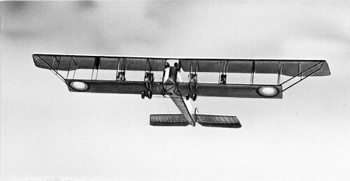 Полет первого в мире четырехмоторного самолета "Илья Муромец"