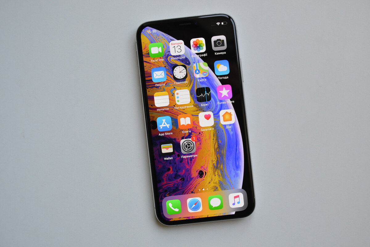 https://izi.ua/p-1026828-apple-iphone-xs-64-gb-silver