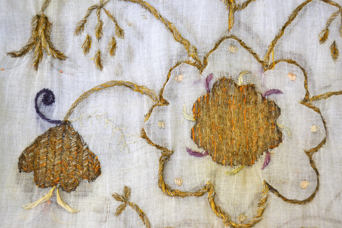 Мужской свадебный пояс - «учкур». Материал - атма, техника вышивки - «татар ишлеме». Центральный музей Тавриды