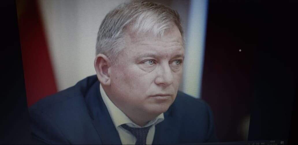 Такой тезис недавно появился в блогосфере. И, действительно, Краснодарский край – лидер коррупционного рейтинга, который может похвастаться не только количеством взяток, но и самыми современными способами их получения. Ведь времена, когда откаты брали килограммами наличных, давно прошли. Кубанское мздоимство приобретает новые, высокотехнологичные формы и требует недюжинного ума и изобретательности.
