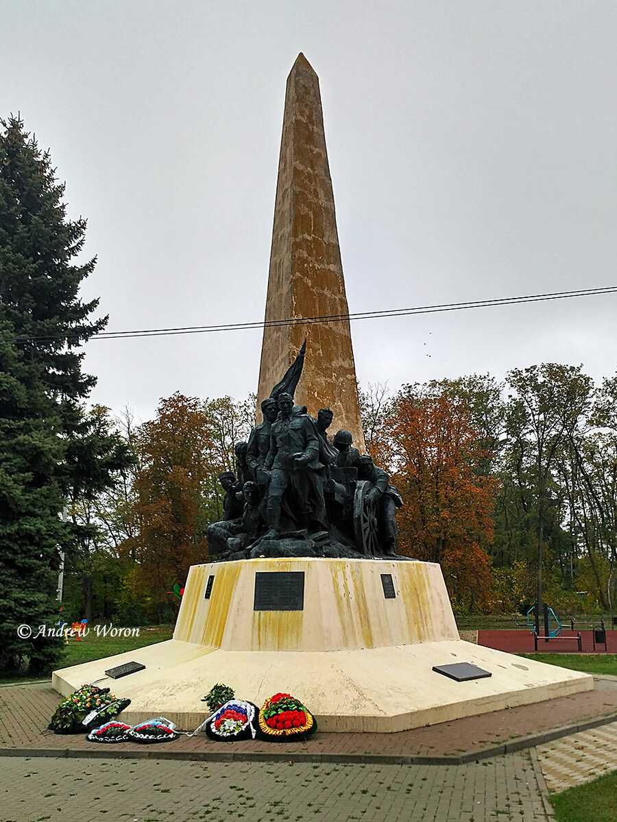 Памятник артиллерийской батарее Оганяна и Вавилова в селе Большие Салы