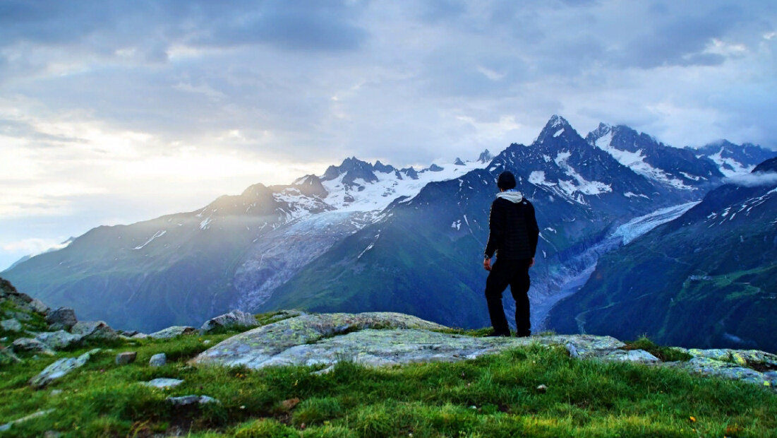 Дыхание в горах похоже на дыхание весной.