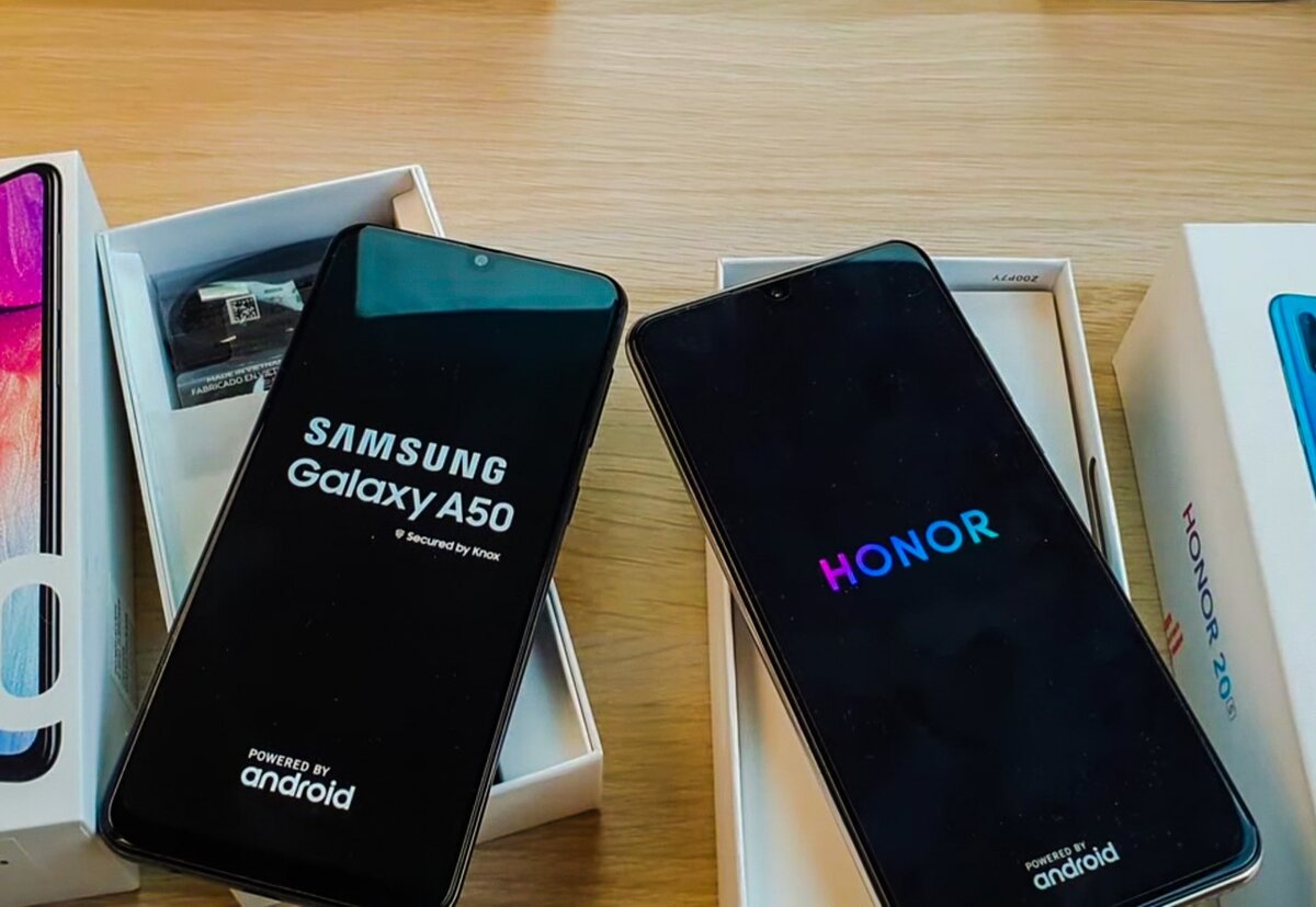 Хонор в мегафоне. Samsung Galaxy s12. Самсунг а 11. Samsung Galaxy s22 Box. Смартфон s9 самсунг галакси с коробкой.