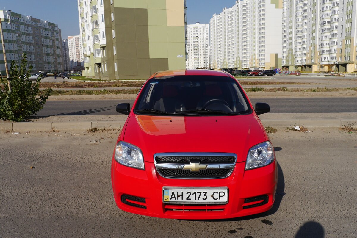 Камуфляж красной Шевроле Авео