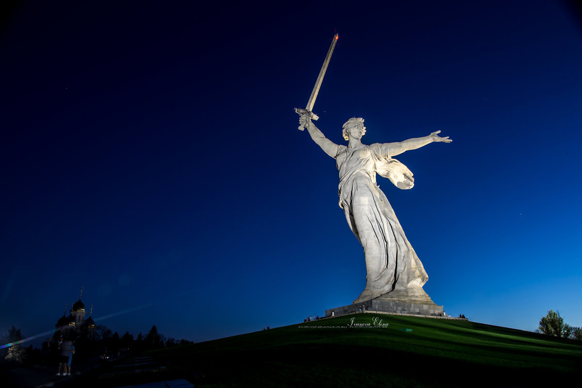 Волгоград стелла родина мать