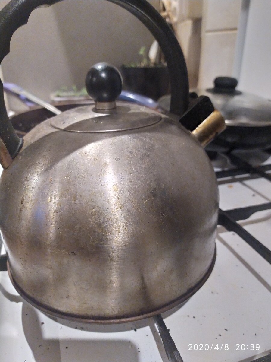 Нагреваю обычный старый чайник