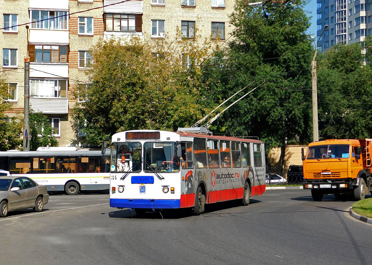 ЗиУ-682Г-016 [Г0М] №34 на маршруте 3, Комсомольская улица