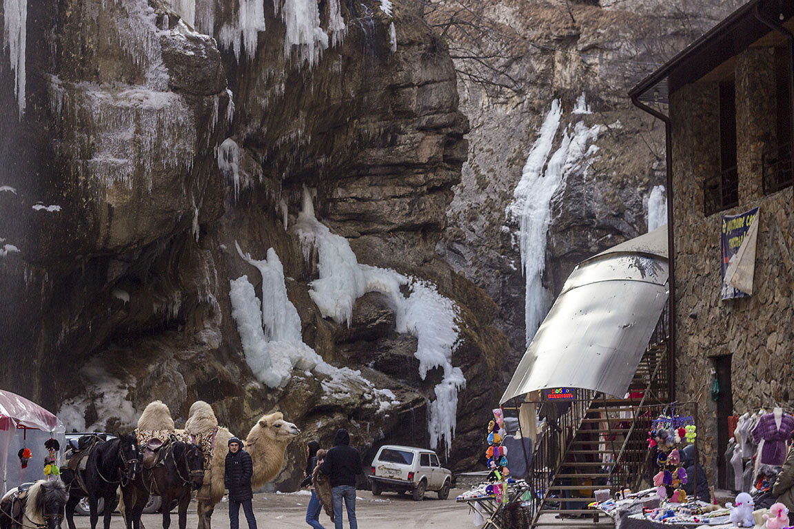 Чегемский водопад зимой фото