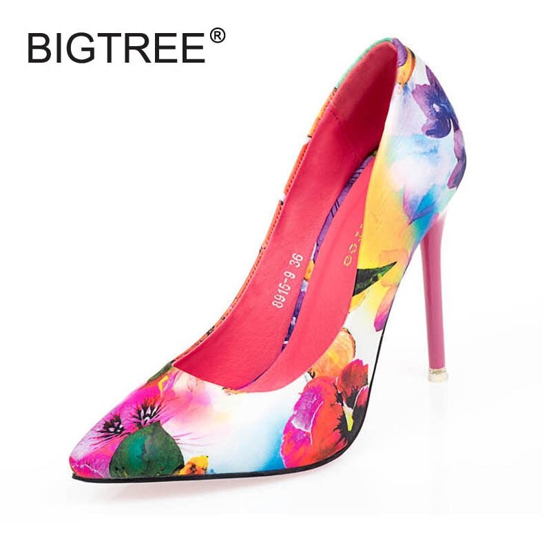    женские туфли разноцветные 2020          Источник: yandex.ru/images