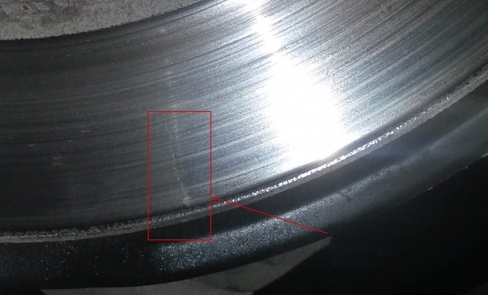 Листайте вправо >