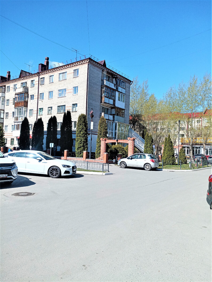 Локация: Тюмень, улица Мельникайте, 95а, Ленинский округ, район КПД.