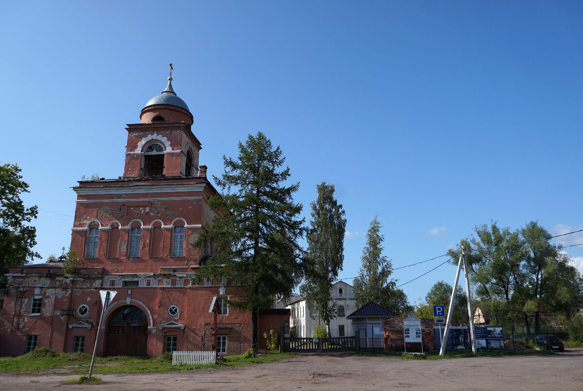 Тихвинский Введенский женский монастырь