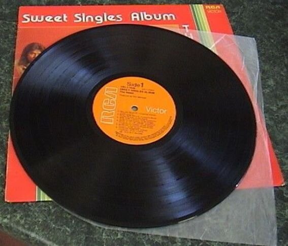 Австралийский выпуск "«Sweet Singles Album», 1975 г. "