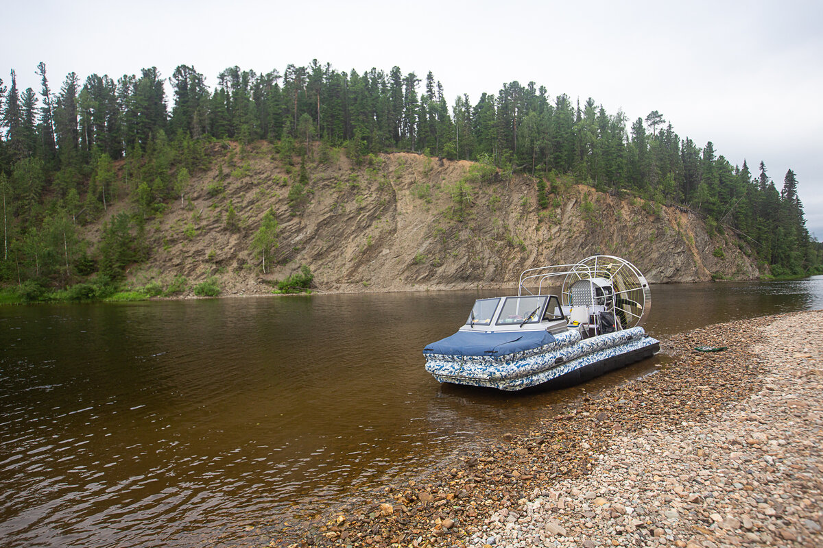 Аэролодка на реке Печоре. Республика Коми. Фото автора статьи