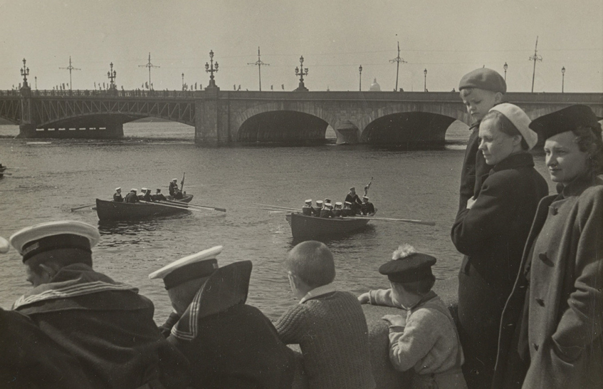 Ленинград 1940 год Нева. Ленинград река Нева. Петербург после войны Нева. Ленинград река Нева война.