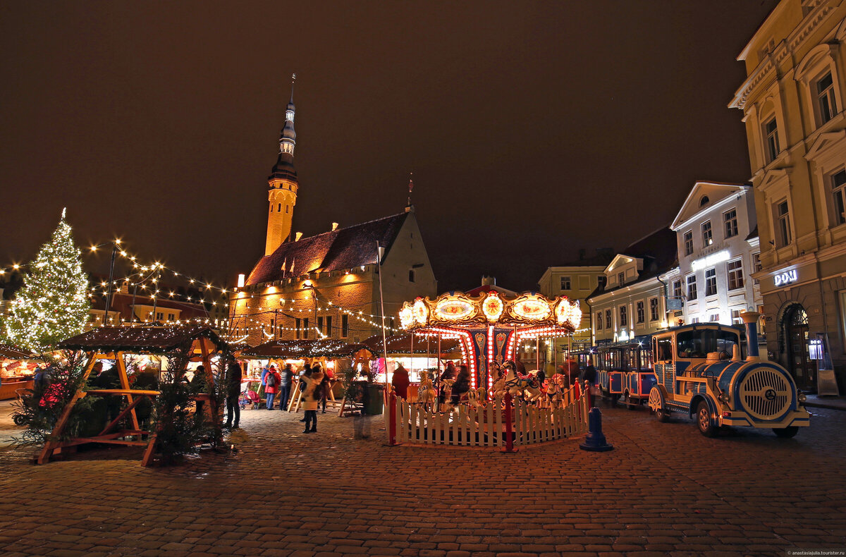 Рождественская ярмарка на Ратушной площади. Фото: © Julia Alisova  